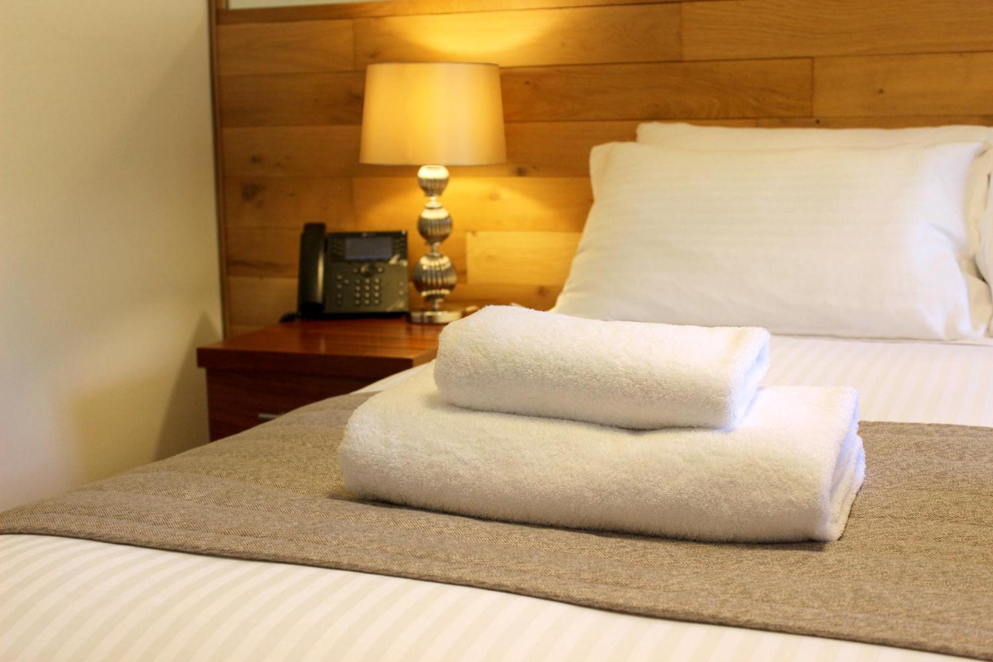 Wickwoods Hotel Albourne Eksteriør billede